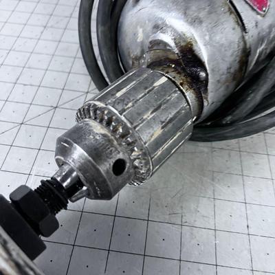 Heavy Duty Drill with Hole Saw