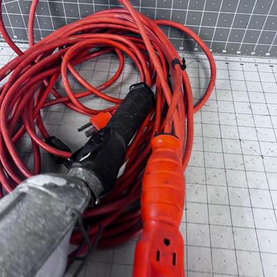2 Drop Lights with Cords