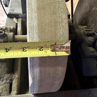 Sharpening Stone w/ Bench