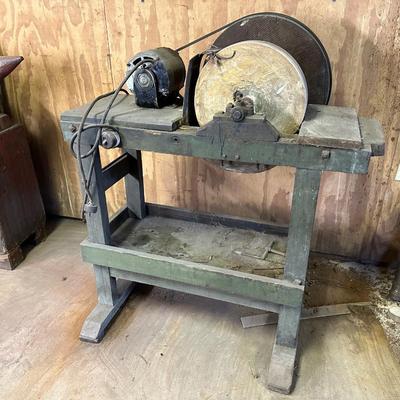 Sharpening Stone w/ Bench