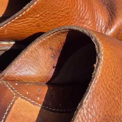 Women's BORN Clog Style Shoes