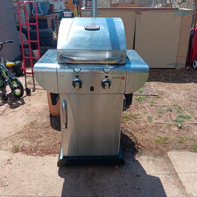 COMMERCIAL INFRARED CHAR-BROIL PROPANE GRILL