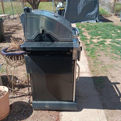 COMMERCIAL INFRARED CHAR-BROIL PROPANE GRILL