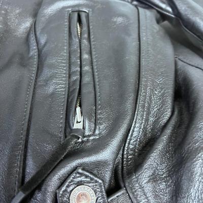 Branded HARLEY DAVIDSON Women's Medium Leather Jacket