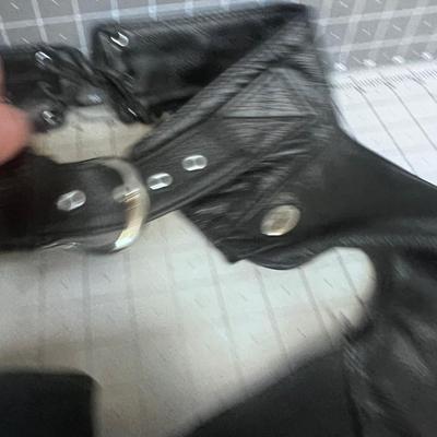 Branded HARLEY DAVIDSON Women's Size Small Leather Chaps 