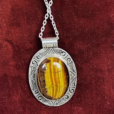 925 Tiger Eye Pendant on Chain 