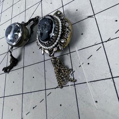 2 Pendant Watches