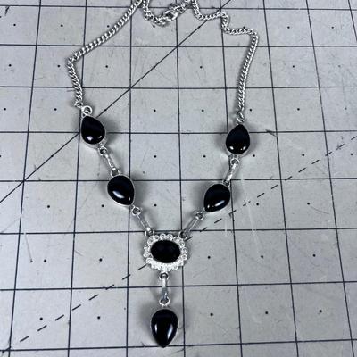 Nice Necklace with Smooth and Facetted Stones