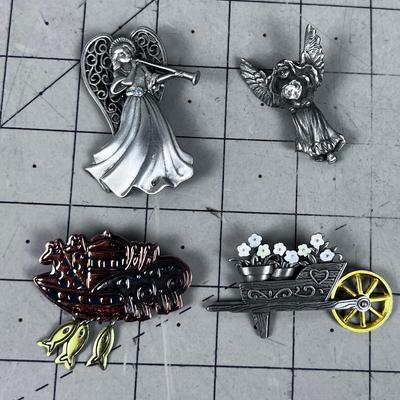 4 Pins Angels and Noah Arc etc. 
