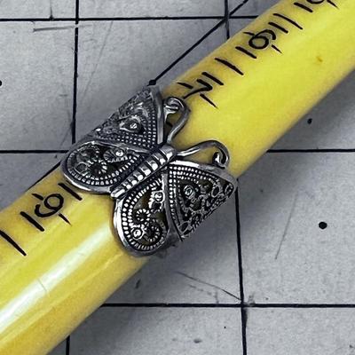 BUTTERFLY Ring. 
