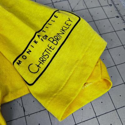 Signed CHRISTY BRINKLEY Yellow T-shirt and PHOTOS 