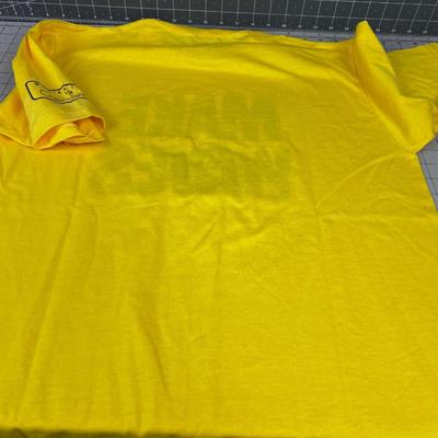 Signed CHRISTY BRINKLEY Yellow T-shirt and PHOTOS 