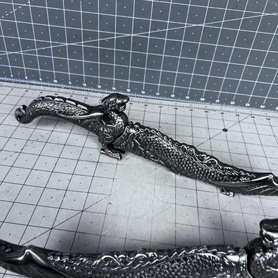 Dragon Daggers, Interesting! 