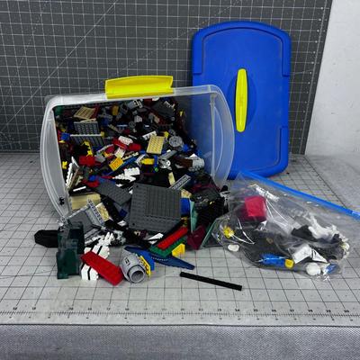 LEGO PILE - Good Vintage Stuff: Star Wars, Castle, Figures, Harry Potter Maybe? 
