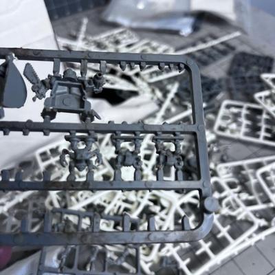 A WHOLE Box of WAR HAMMER, Many figures still on the Spur; weapons etc. 