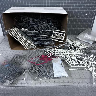 A WHOLE Box of WAR HAMMER, Many figures still on the Spur; weapons etc. 