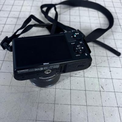 NIKON Camera for PARTS or REPAIR