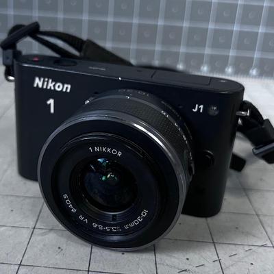 NIKON Camera for PARTS or REPAIR