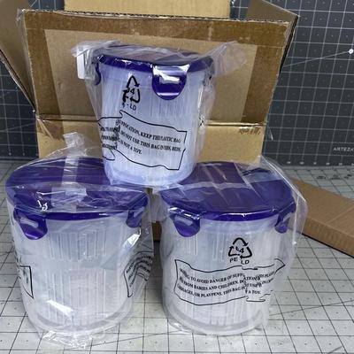 Lock N Lock, NEW in the Box, Food Storage Containers 3 with STRAINER BUILT IN.  