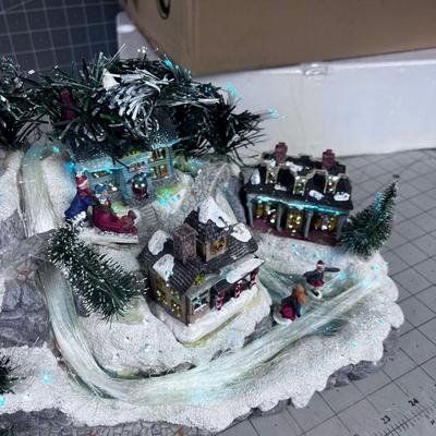 AMAZING! Christmas Sledding Village. Fiber optics Light UP