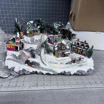 AMAZING! Christmas Sledding Village. Fiber optics Light UP