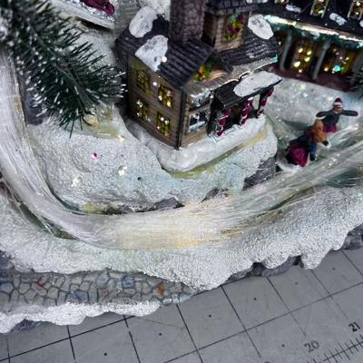 AMAZING! Christmas Sledding Village. Fiber optics Light UP