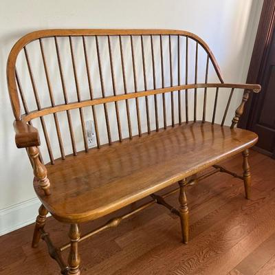 ETHAN ALLEN Windsor Style Maple Bench