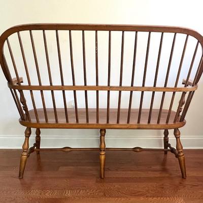 ETHAN ALLEN Windsor Style Maple Bench