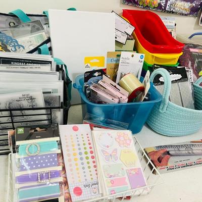 Crafters Dream Lot~ Table Deal