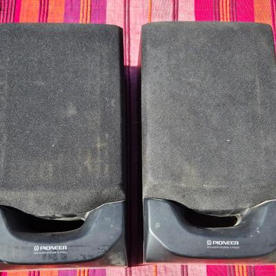 (2) Pioneer Speakers SP 1500