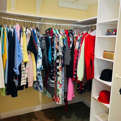 Ladies Closet Deal
