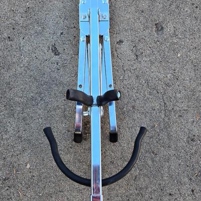 Metal Guitar Stand