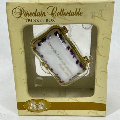 Porcelain Collectable Trinket Box