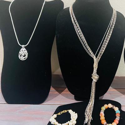The Jewelry Box Lot