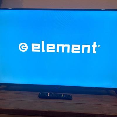 40" Smart LED TV With Remote