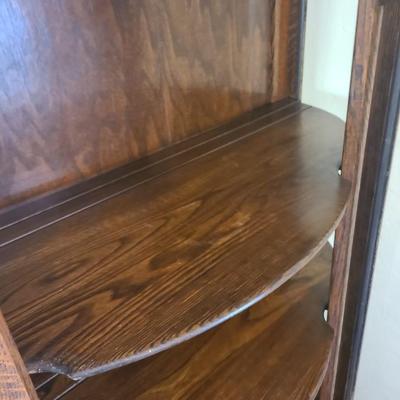 China Cabinet with curved glass