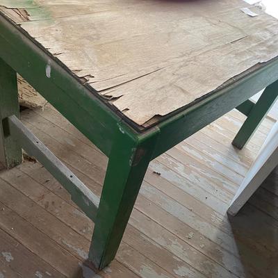 Vintage Table needs at top