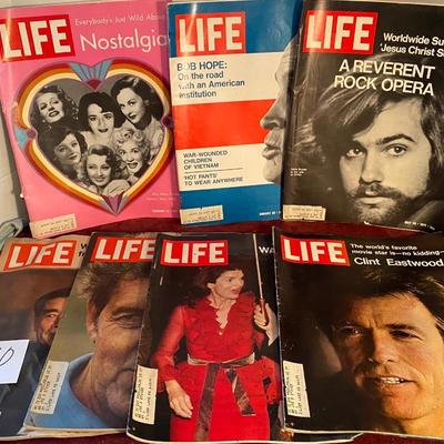 Vintage 1971 Life Magazines