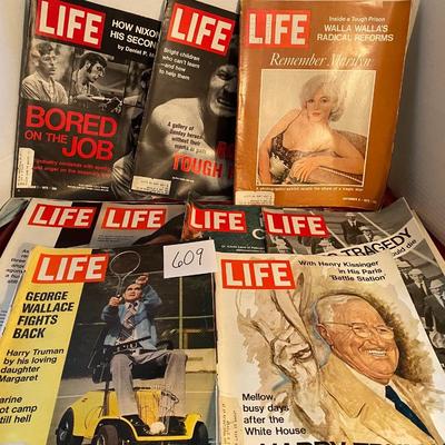Vintage 1972 Life Magazines