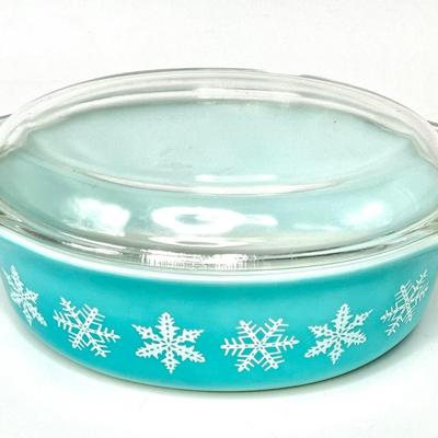 Pyrex Turquoise Snowflake 1-1/2 Qt. & Pyrex Friendship 2-1/2 Qt. Oval Casserole Dishes with Lids