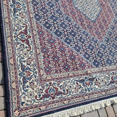 2 Persian styled rugs 1 large 1 smaller