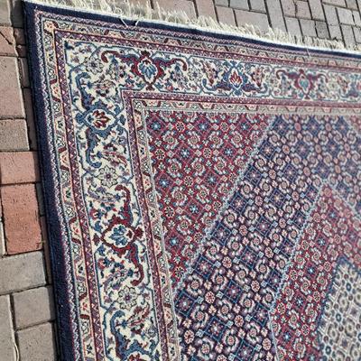 2 Persian styled rugs 1 large 1 smaller