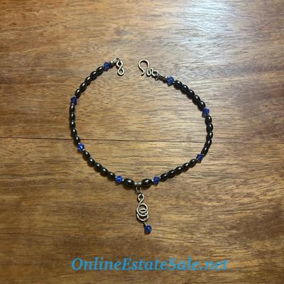 DARK BLUE BEADED BRACELET