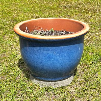 Blue Glazed Heavy Terracotta Pot (Round Stepping Stone Not Incl.)