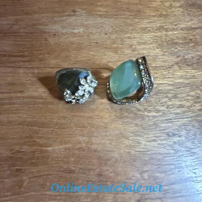 SET OF 2 SILVER RINGS