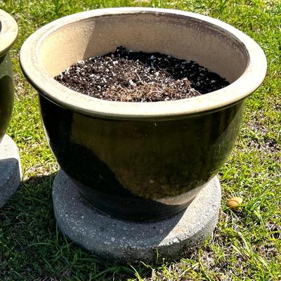 Set of 2 Dark Green Glazed Terracotta Pots (Stepping Stones Not Incl.)