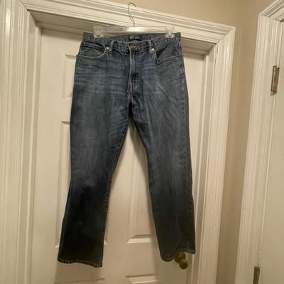 Menâ€™s Gap jeans. Straight legs. Size 34/30