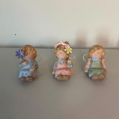 Lot of Angel like Figurines