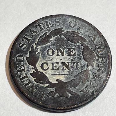 1827 Heavily Circulated Condition US Large Cent as Pictured.