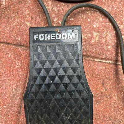 Foredom EE Series Flex Shaft Rotary Tool W/ Pedal